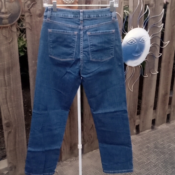 Woman's jeans blue good stretch.L.L.Bean Classic fit. 6p - Picture 1 of 11